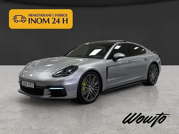 Porsche Panamera 4