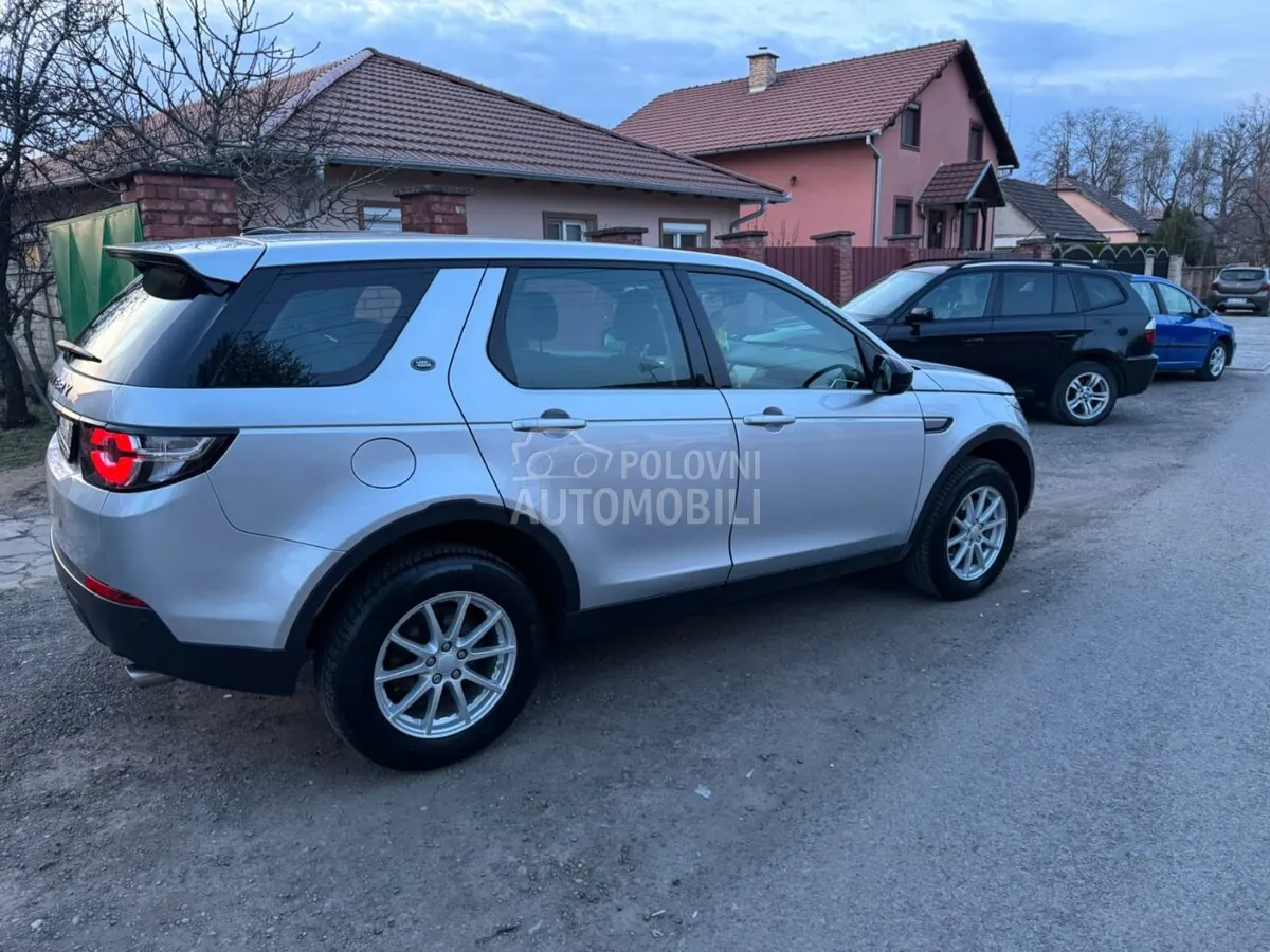Land Rover Discovery 2017 photo 4