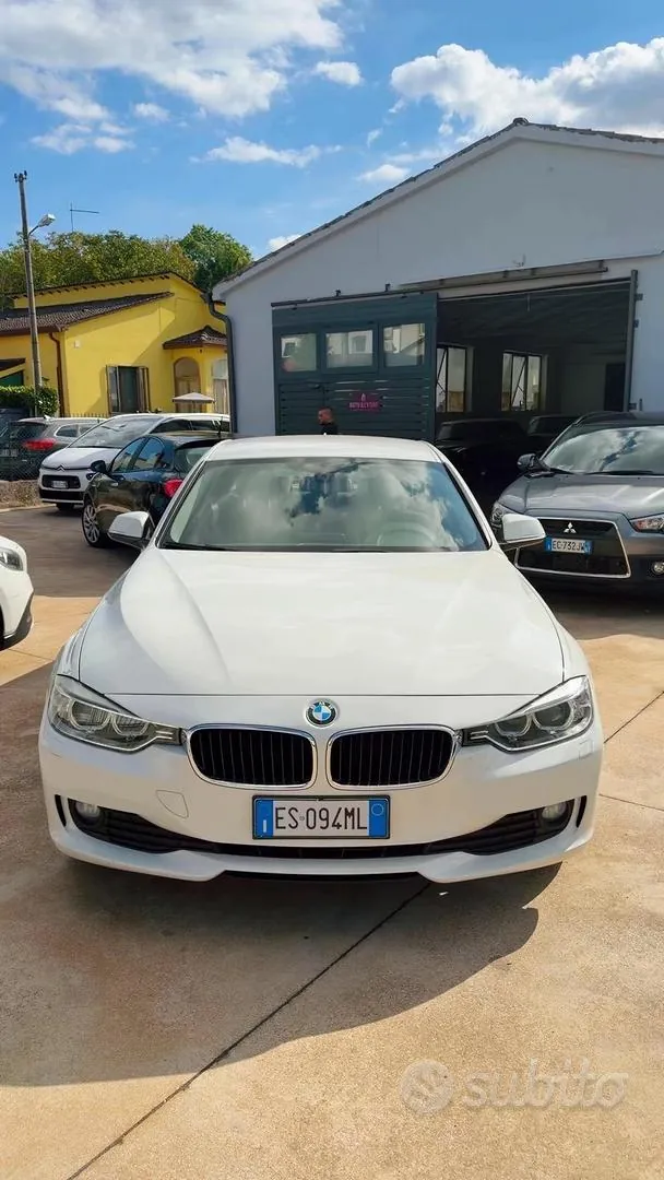 BMW 3 Series 2013 photo 2