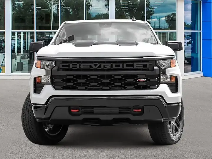 Chevrolet Silverado 1500 2026 photo 2