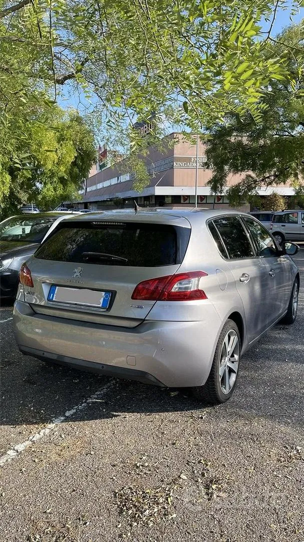 Peugeot 308 2015 photo 2