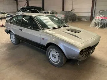 Alfa Romeo Gtv V6 1985 photo 3