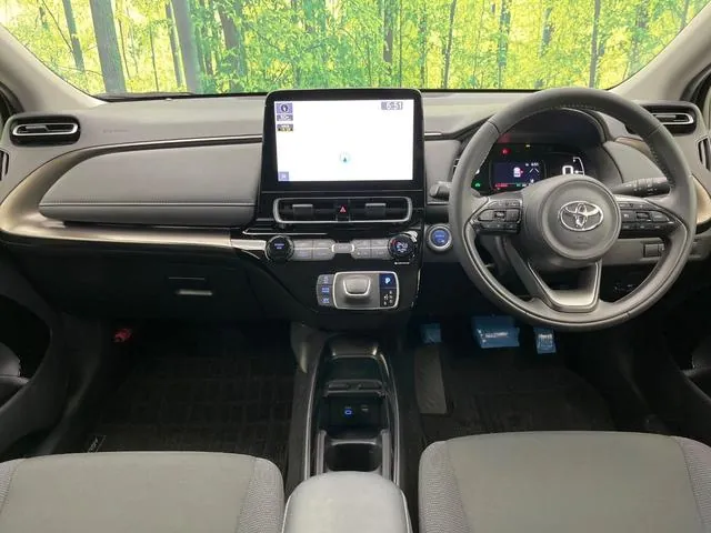Toyota Aqua Z 2021 photo 3