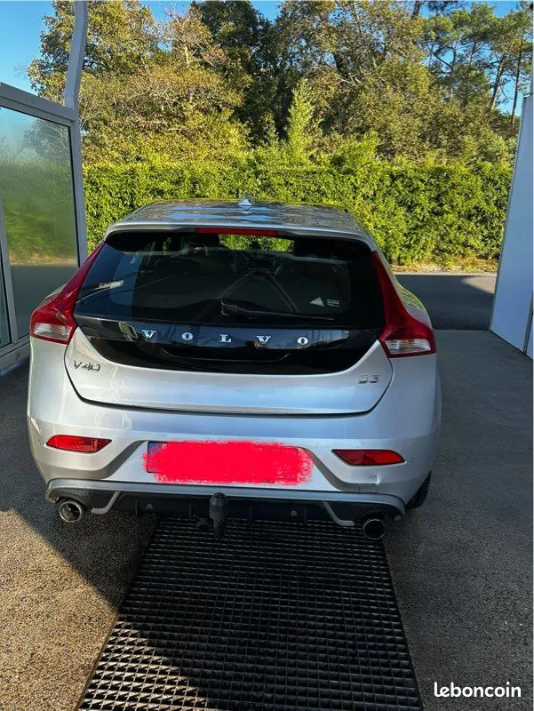 Volvo V40 2014 photo 2