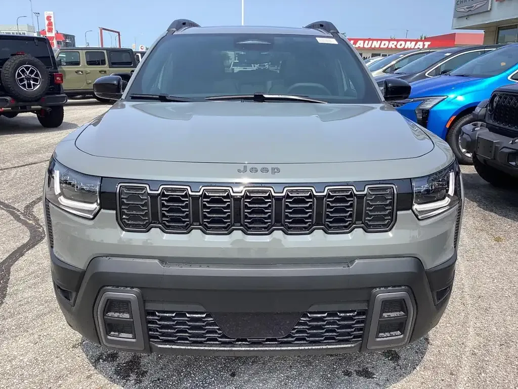 Jeep Cherokee 2026 photo 3