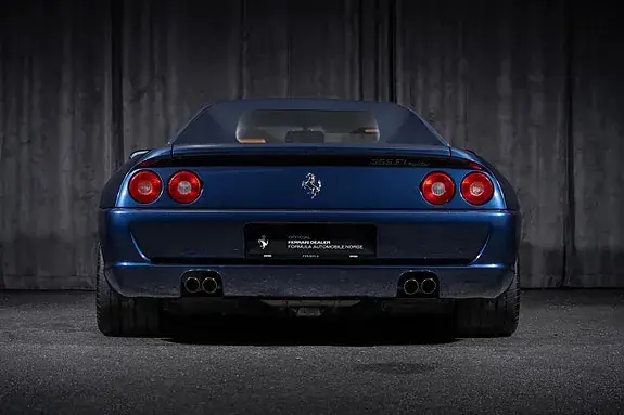 Ferrari F355 1998 photo 4