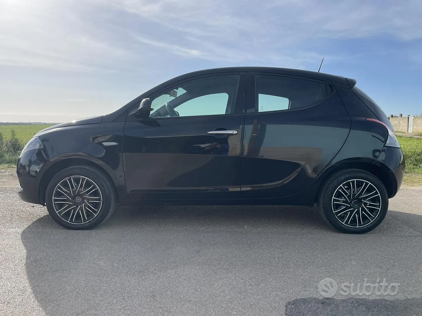 Lancia Ypsilon 2022 photo 3