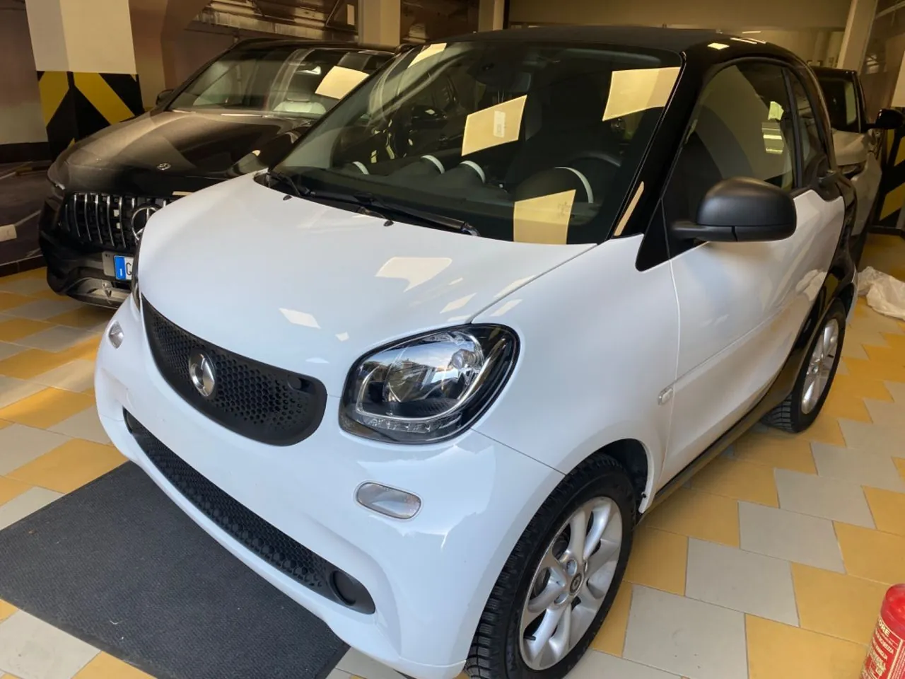 Smart Fortwo 2018 photo 2