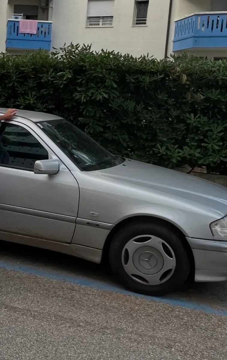 Mercedes-Benz C-Class 1999 photo 3
