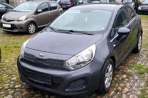 Kia Rio 2014 photo 2