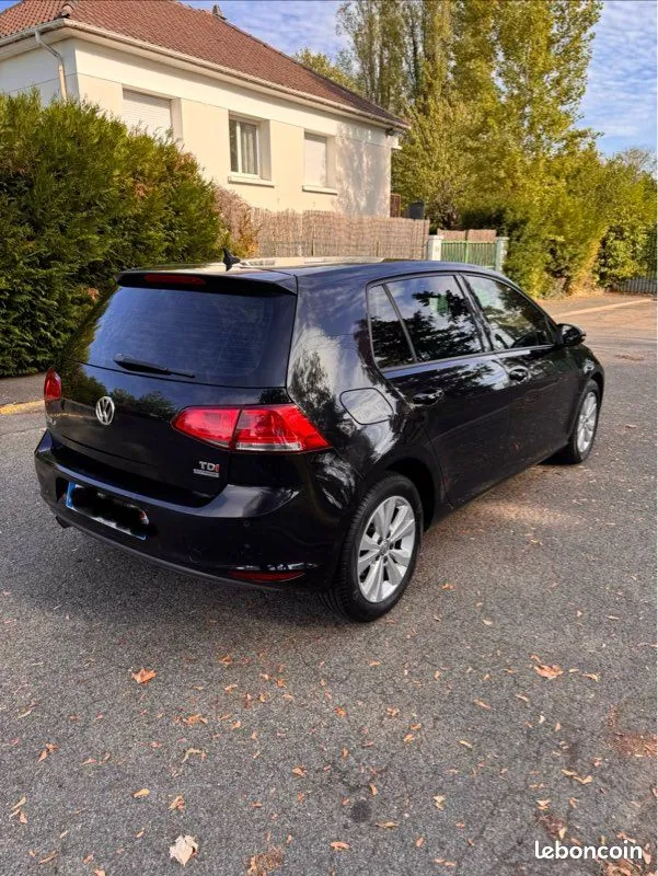 Volkswagen Golf 2013 photo 2