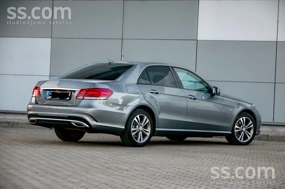 Mercedes-Benz E250