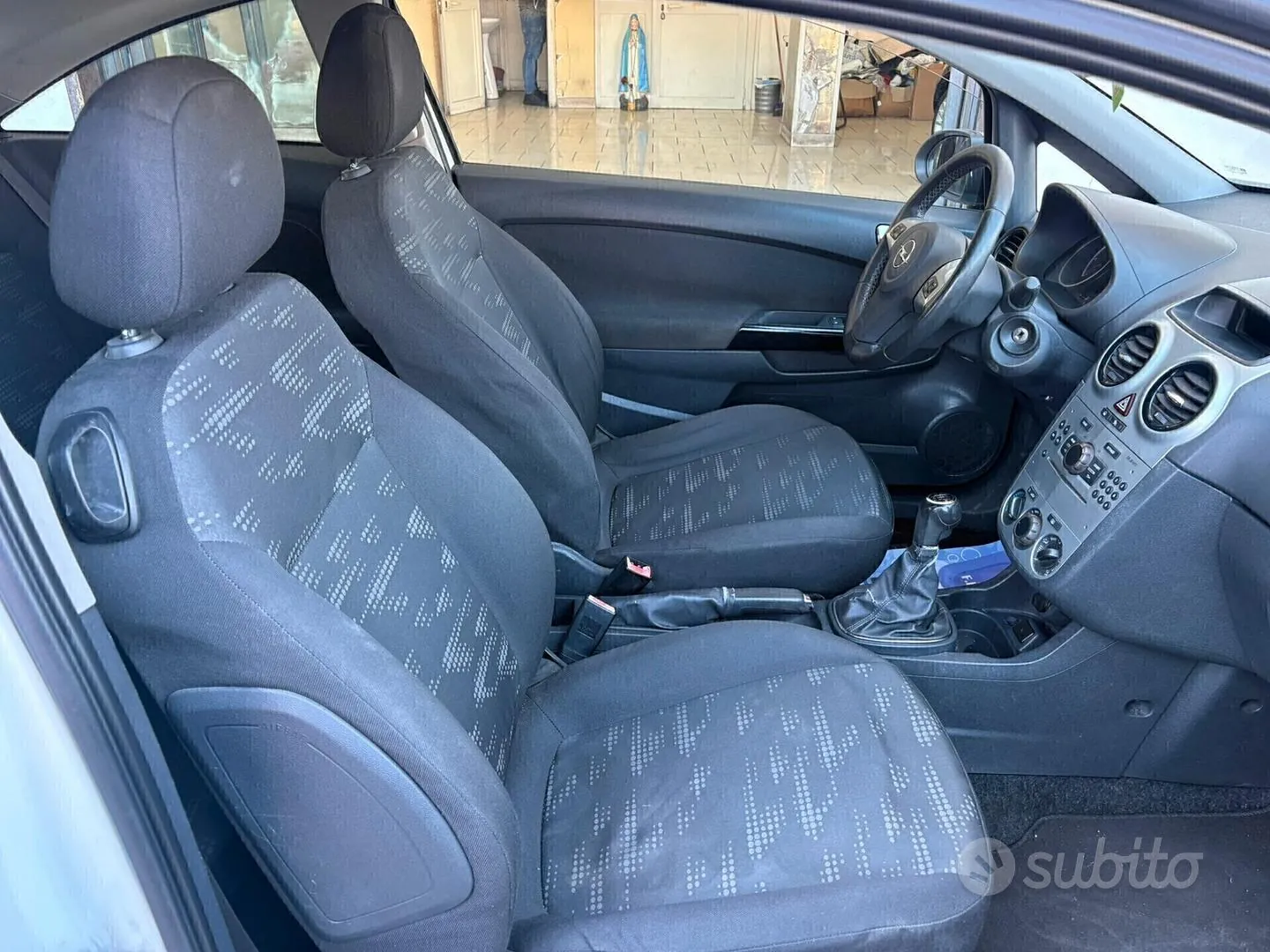 Opel Corsa 2011 photo 5