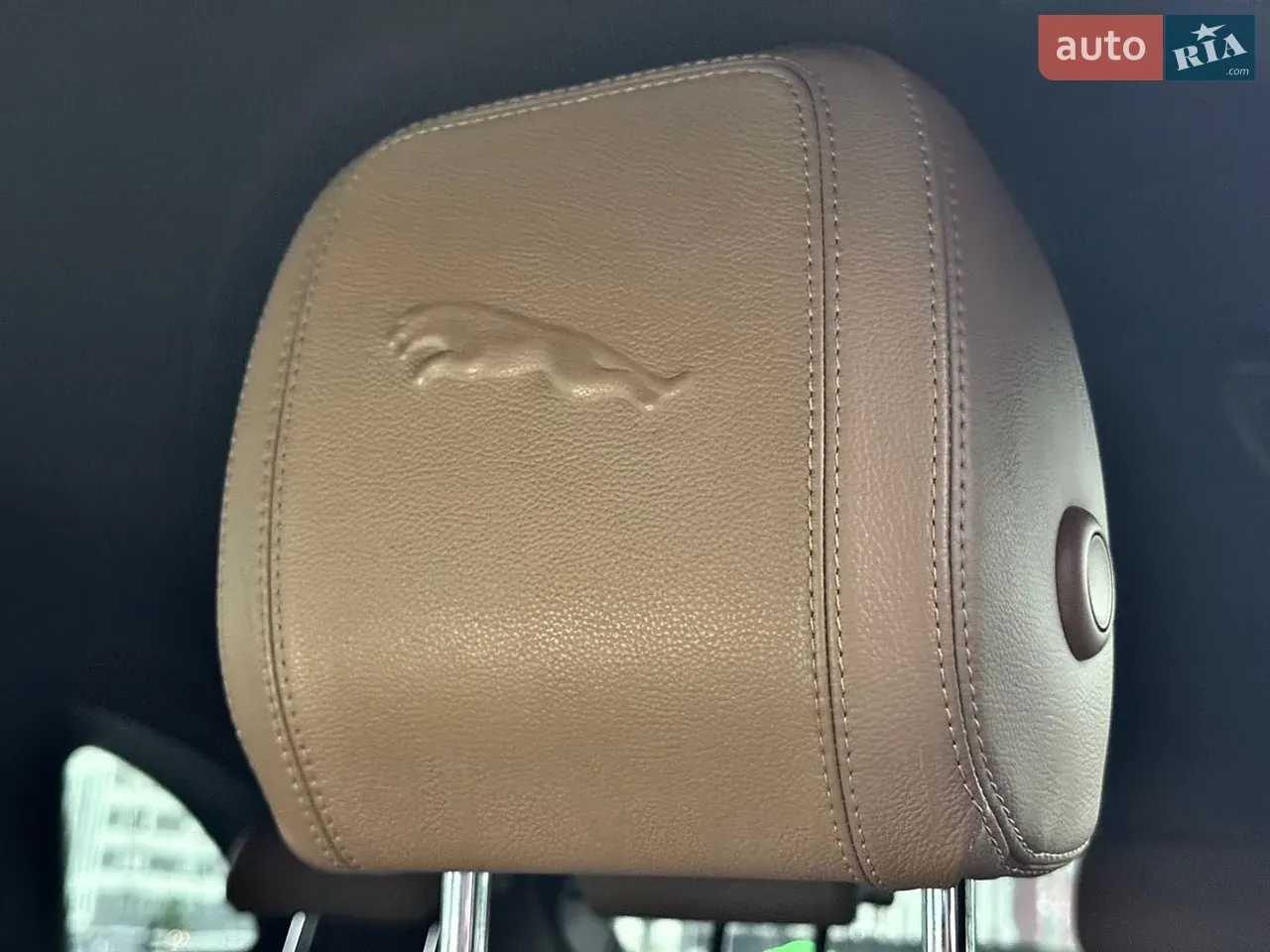 Jaguar F-Pace 2021 photo 3
