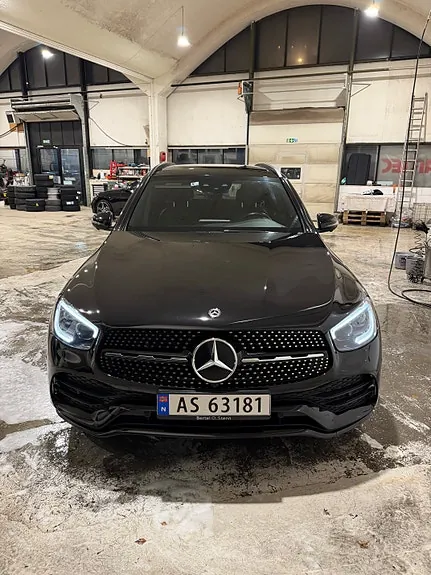 Mercedes-Benz Glc300 E 2020 photo 2