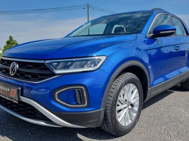 Volkswagen T-Roc 2022 photo 2
