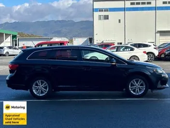 Toyota Avensis 2014 photo 4