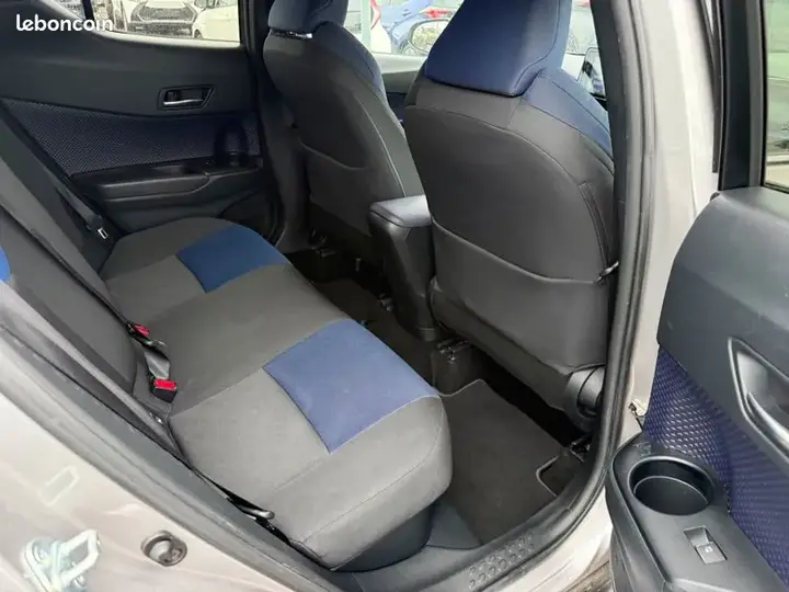 Toyota C-Hr 2017 photo 5