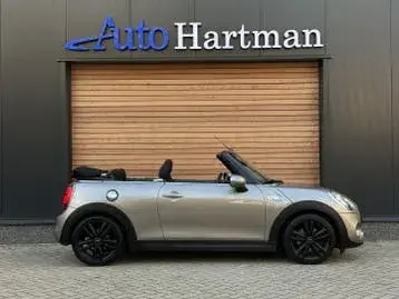 Mini Cooper S 2018 photo 2