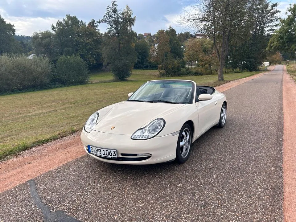 Porsche 911 (996)