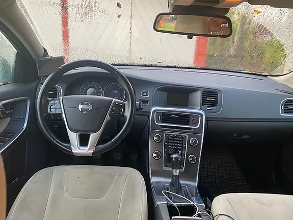 Volvo V60 2013 photo 5