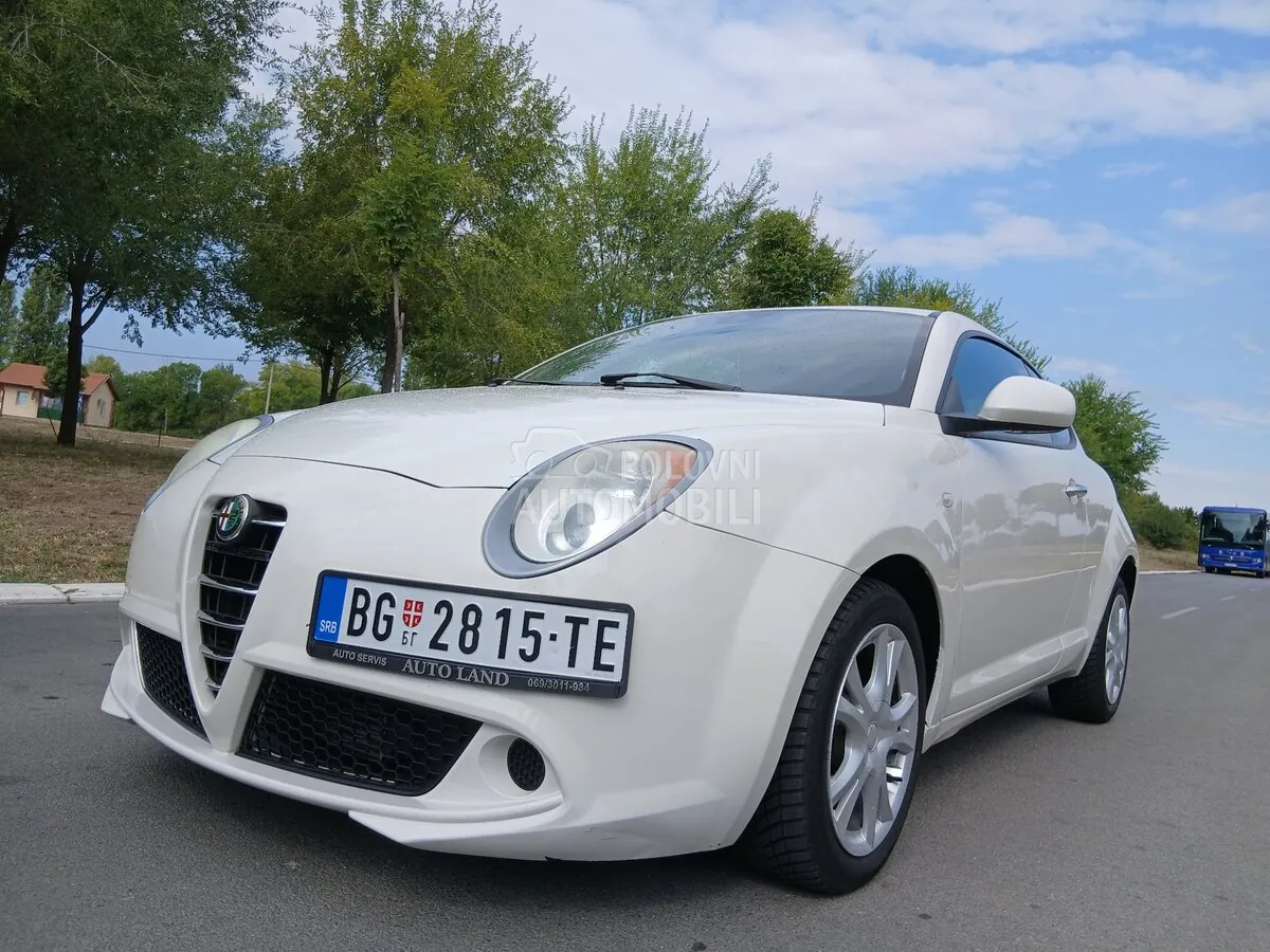 Alfa Romeo Mito 2011 photo 4