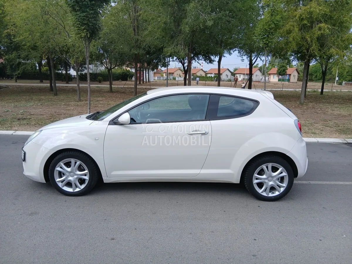 Alfa Romeo Mito 2011 photo 2
