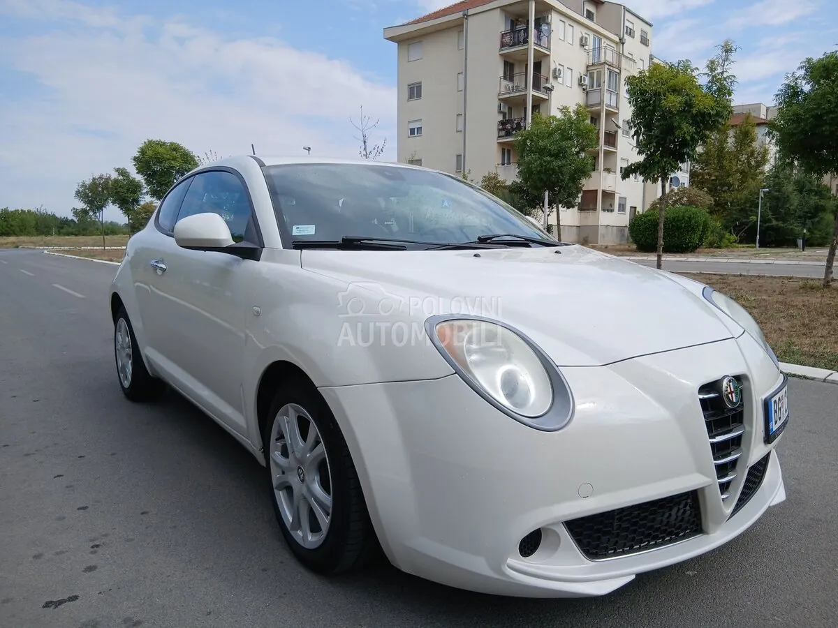 Alfa Romeo Mito 2011 photo 5