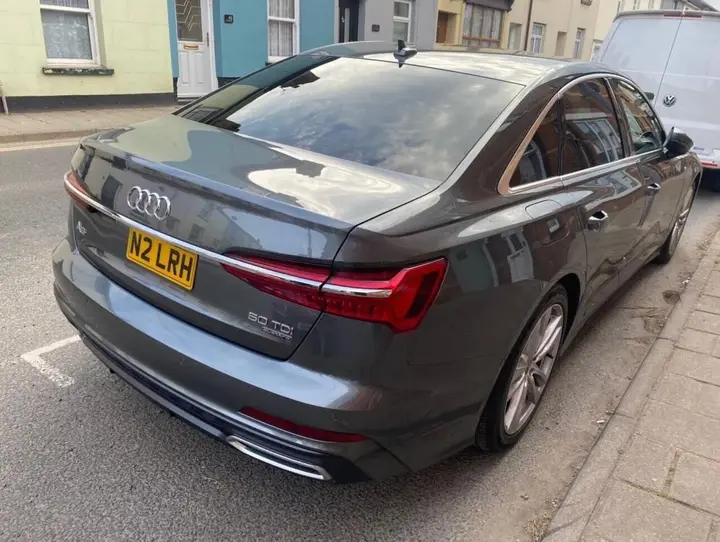 Audi A6 2018 photo 2