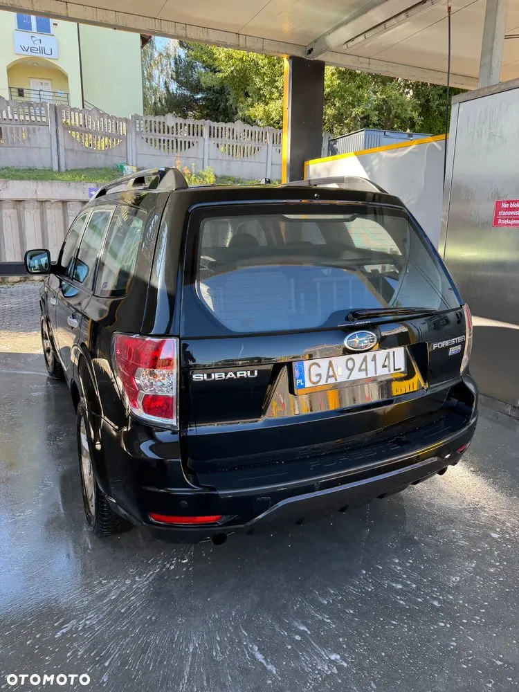 Subaru Forester 2010 photo 3