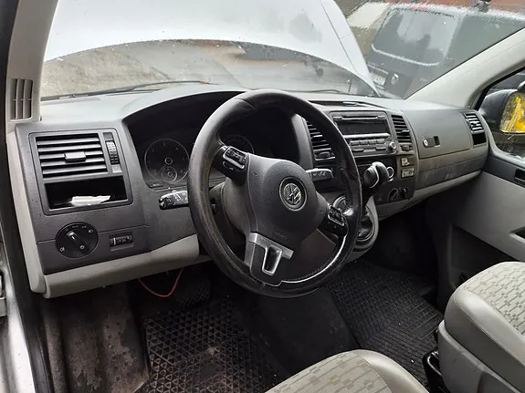 Volkswagen Transporter 2013 photo 5