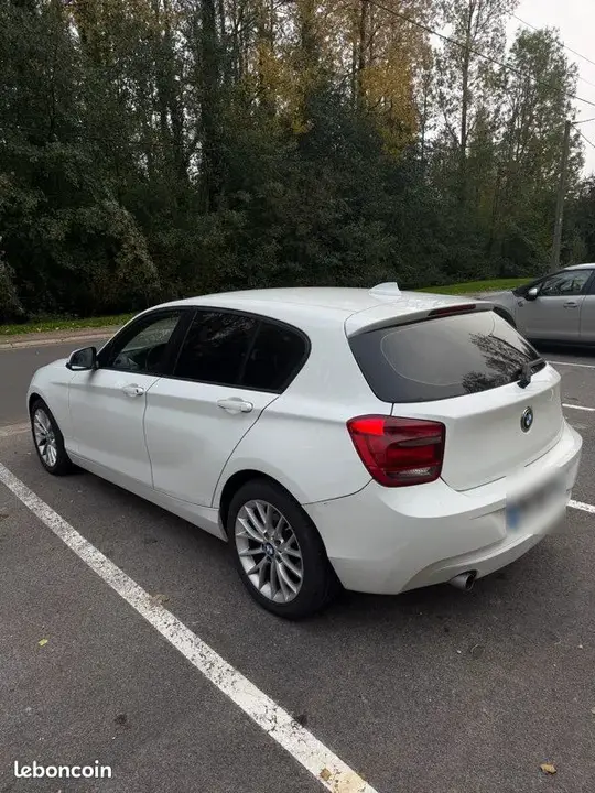 BMW 1 Series 2015 photo 2