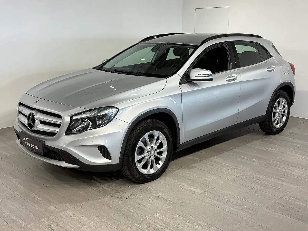Mercedes-Benz Gla Class 2015 photo 3