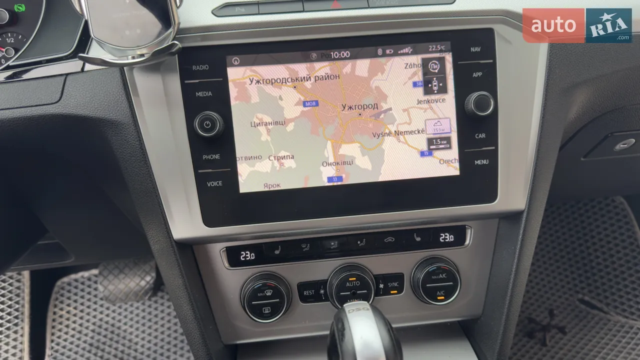 Volkswagen Passat 2017 photo 2