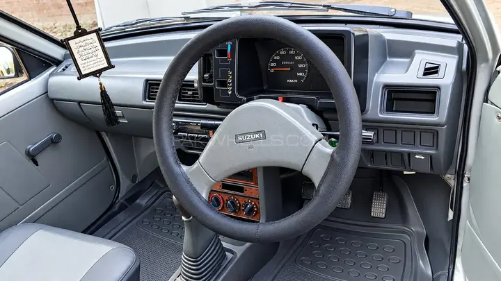 Suzuki Mehran