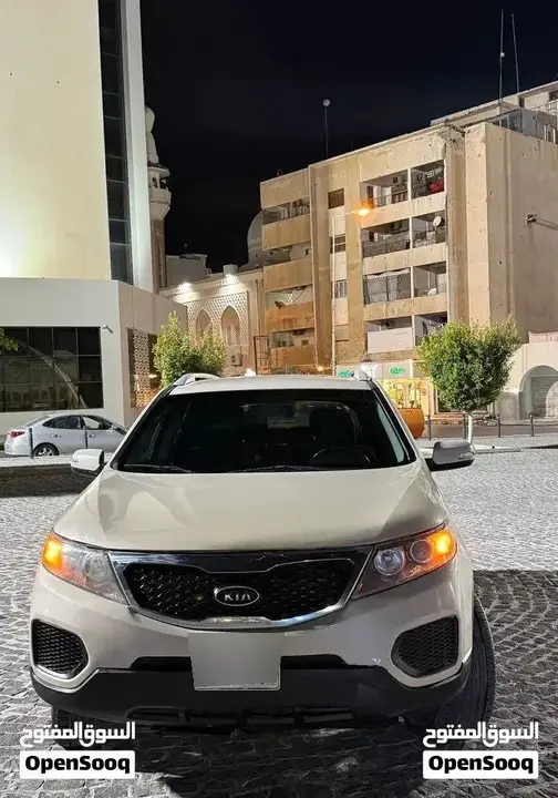 Kia Sorento 2012 photo 2