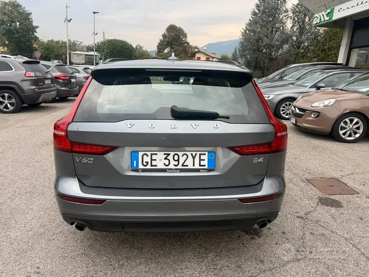 Volvo V60 2021 photo 5