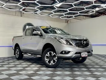 Mazda Bt-50 2018 photo 2