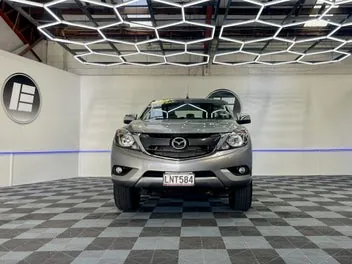 Mazda Bt-50 2018 photo 3
