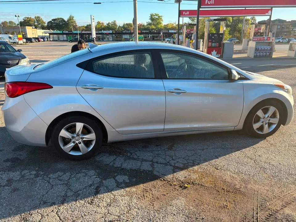 Hyundai Elantra 2013 photo 5