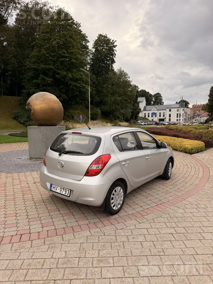 Hyundai I20 2012 photo 3