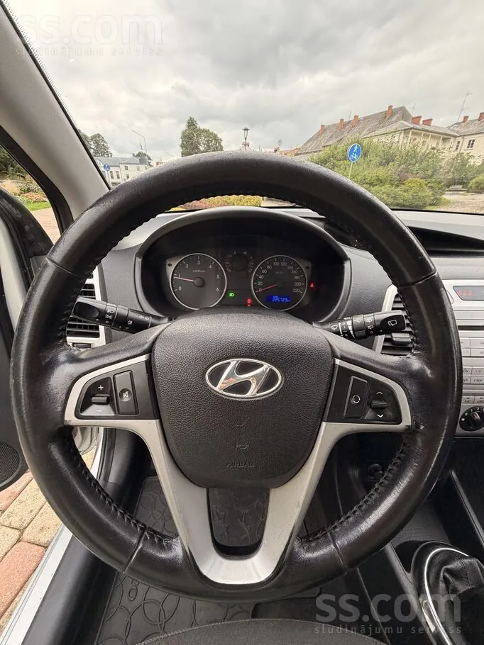 Hyundai I20 2012 photo 5