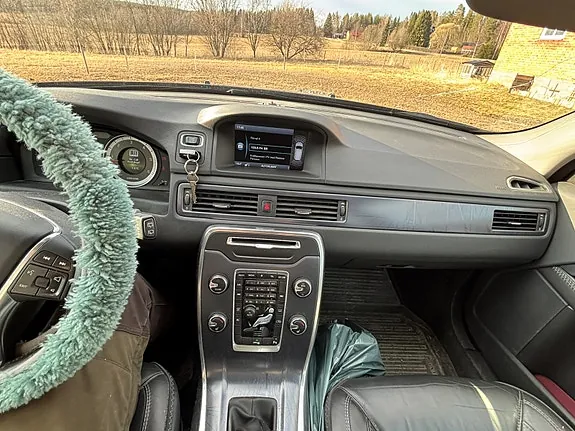 Volvo V70 2012 photo 4