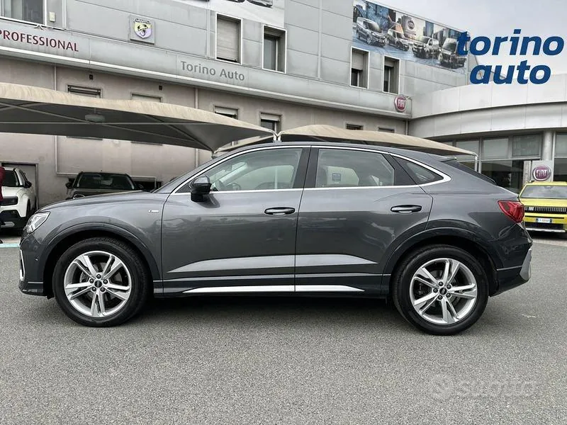 Audi Q3 2021 photo 4