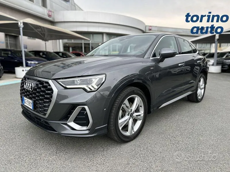 Audi Q3 2021 photo 3