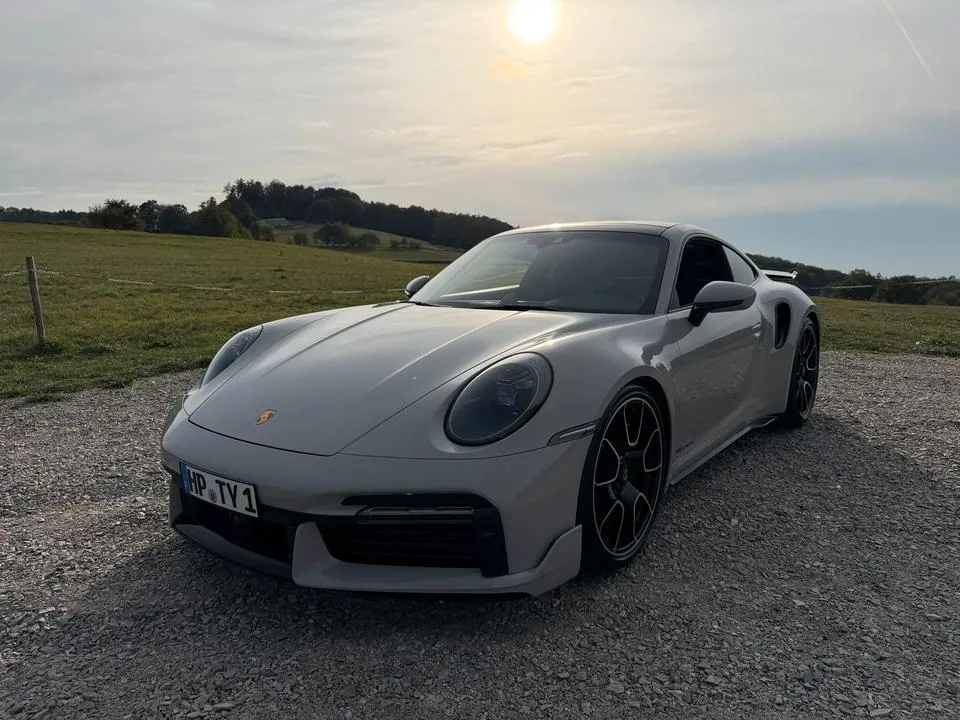 Porsche 992