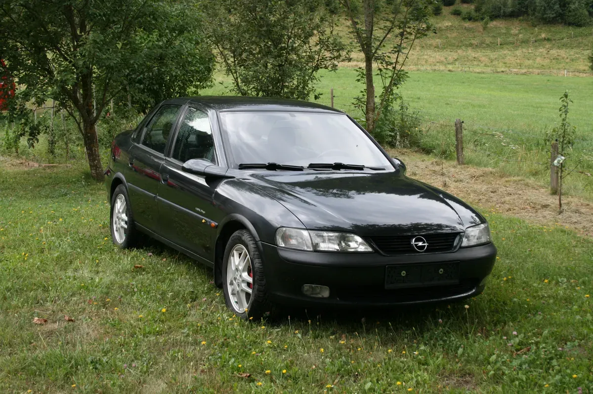 Opel Vectra 1998 photo 2