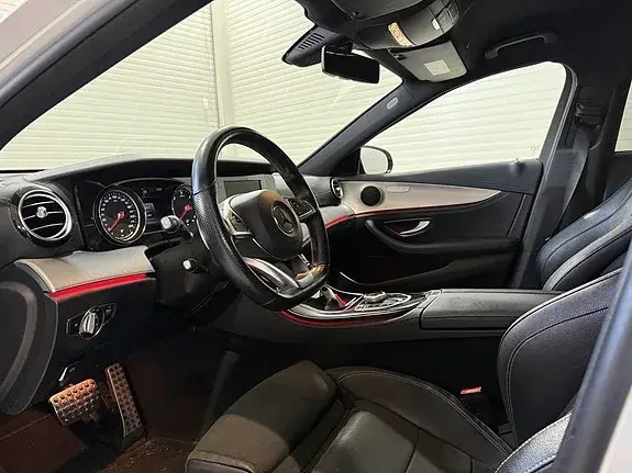 Mercedes-Benz E 220 2017 photo 5