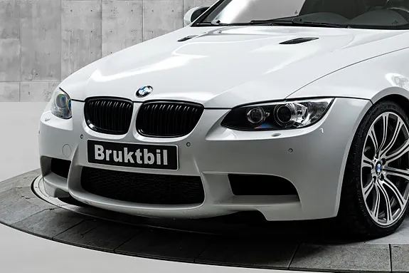 BMW M3 2008 photo 2