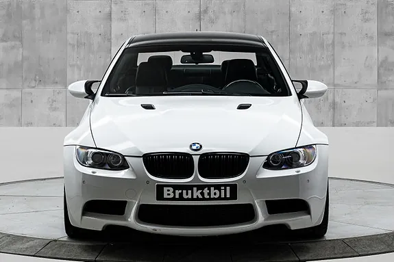 BMW M3 2008 photo 3